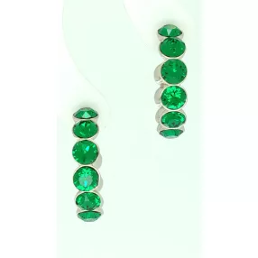   Smaragdzöld Swarovski kristállyal díszített ezüstszínű antiallergén félkarika fülbevaló