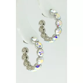   Színjátszós fehér Swarovski kristállyal díszített antiallergén félkarika fülbevaló