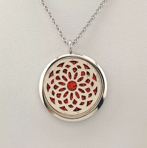 Ezüstszínű nemesacél medál nyaklánccal