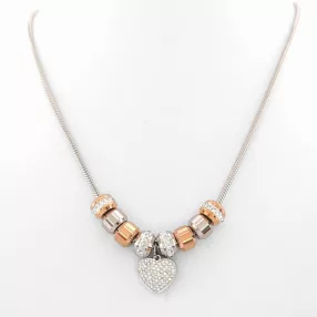  Ezüstszínű nemesacél pandora jellegű nyaklánc szív charmmal