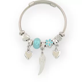   Ezüstszínű nemesacél pandora jellegű karperec szív és angyalszárny charmokkal