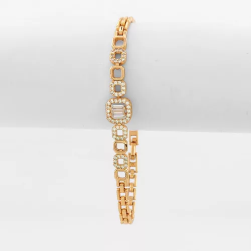 Aranyszínű antiallergén karkötő fehér kristályokkal