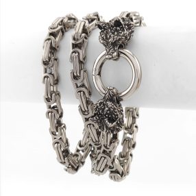 Ezüstszínű nemesacél nyaklánc farkas fej csattal