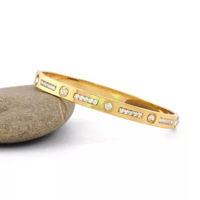 Aranyszínű nemesacél karperec fehér kristályokkal