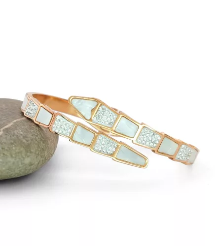 Rose gold színű nemesacél kígyó karperec kagyló belső díszítéssel