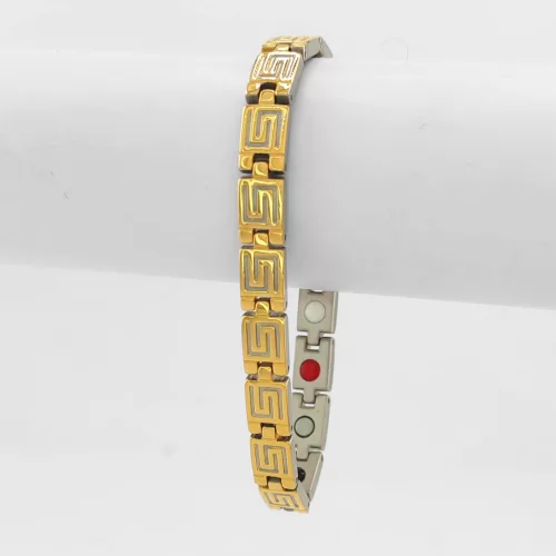 Arany-ezüstszínű nemesacél karkötő görög mintával és mágnessel