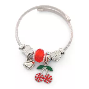   Ezüstszínű nemesacél pandora jellegű karperec cseresznye és szív charmokkal