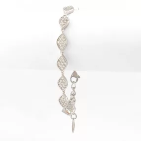 Ezüstszínű antiallergén karkötő fehér kristályokkal