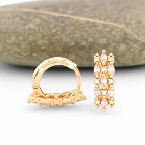   Aranyszínű antiallergén fülbevaló rózsaszín kristályokkal