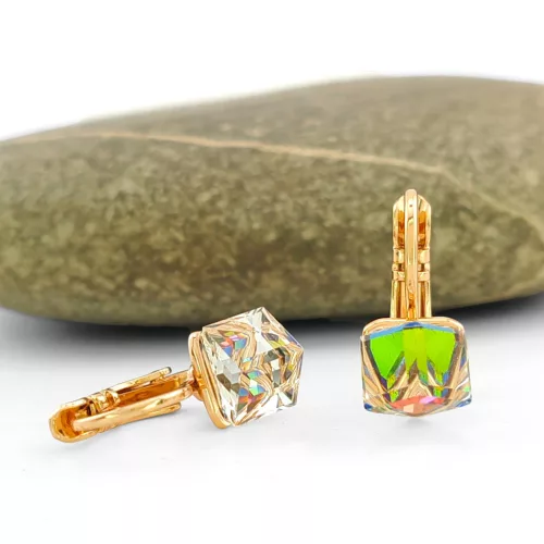 Fehér Swarovski kristállyal díszített aranyszínű antiallergén fülbevaló
