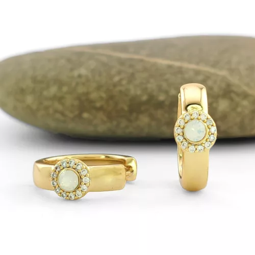Fehér Swarovski kristállyal díszített aranysárga színű antiallergén fülbevaló