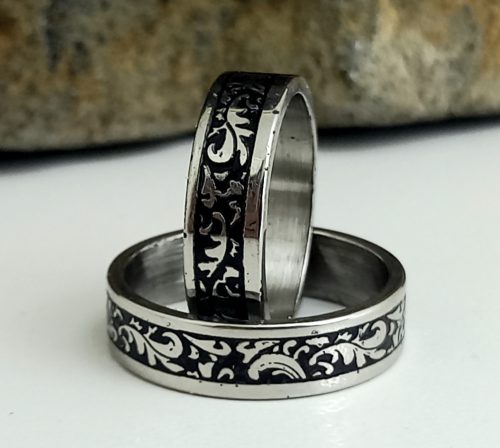 Fekete-ezüstszínű nemesacél gyűrű