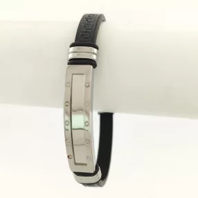 Fekete bőr karkötő nemesacél díszítéssel