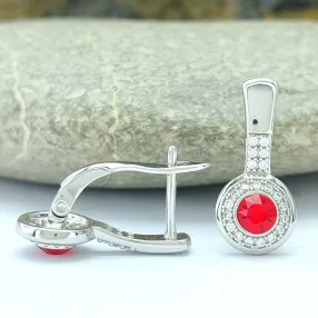   Ezüstszínű antiallergén fülbevaló bordó Swarovski kristállyal