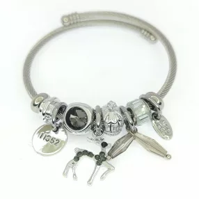   Ezüstszínű nemesacél pandora jellegű karperec őzike charmmal