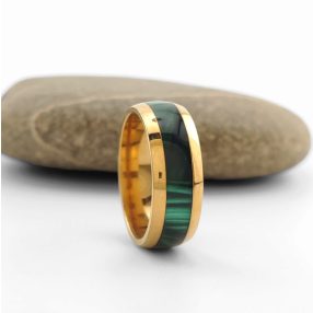 Aranyszínű nemesacél gyűrű smaragdzöld berakással